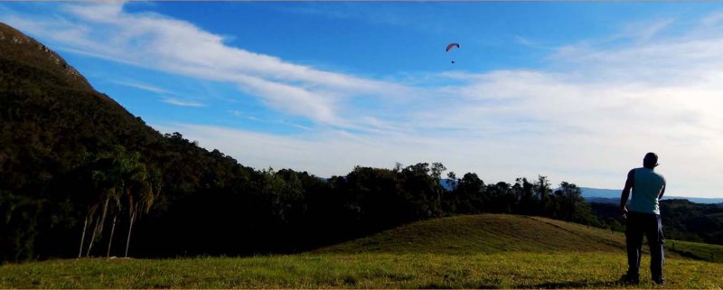 a merreca pregar voar morro do cal escola de voo livre paraglider parapente morro do palha